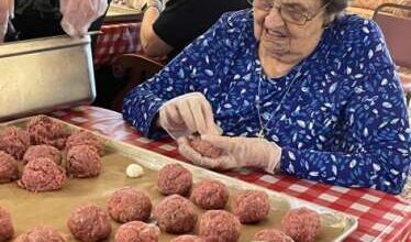 Local retirement community host ‘A Night in Italy’ evening for residents – Lehigh Valley Press