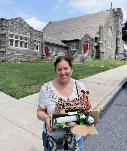 Holy Trinity hosts sale to benefit library – Lehigh Valley Press