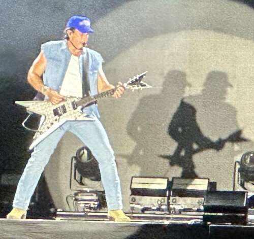 Concert Review: Russell Dickerson “Bro-country” opens Musikfest on Wind Creek Steel Stage – Lehigh Valley Press
