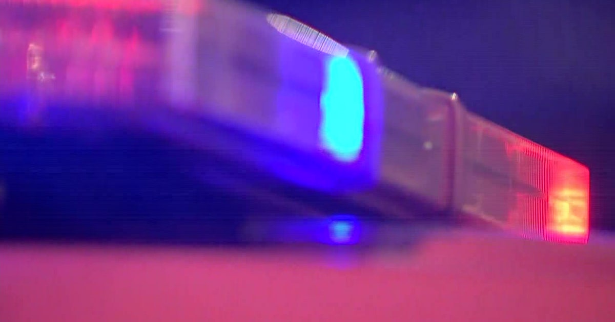 Driver goes airborne in overnight crash involving 2 Philadelphia police cars: police
