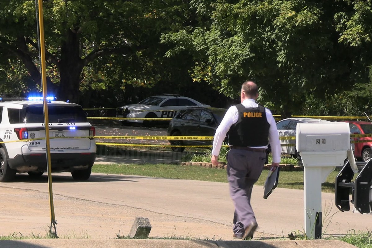 UPDATE: Man dies after shootout with Clarksville Police in St. Bethlehem