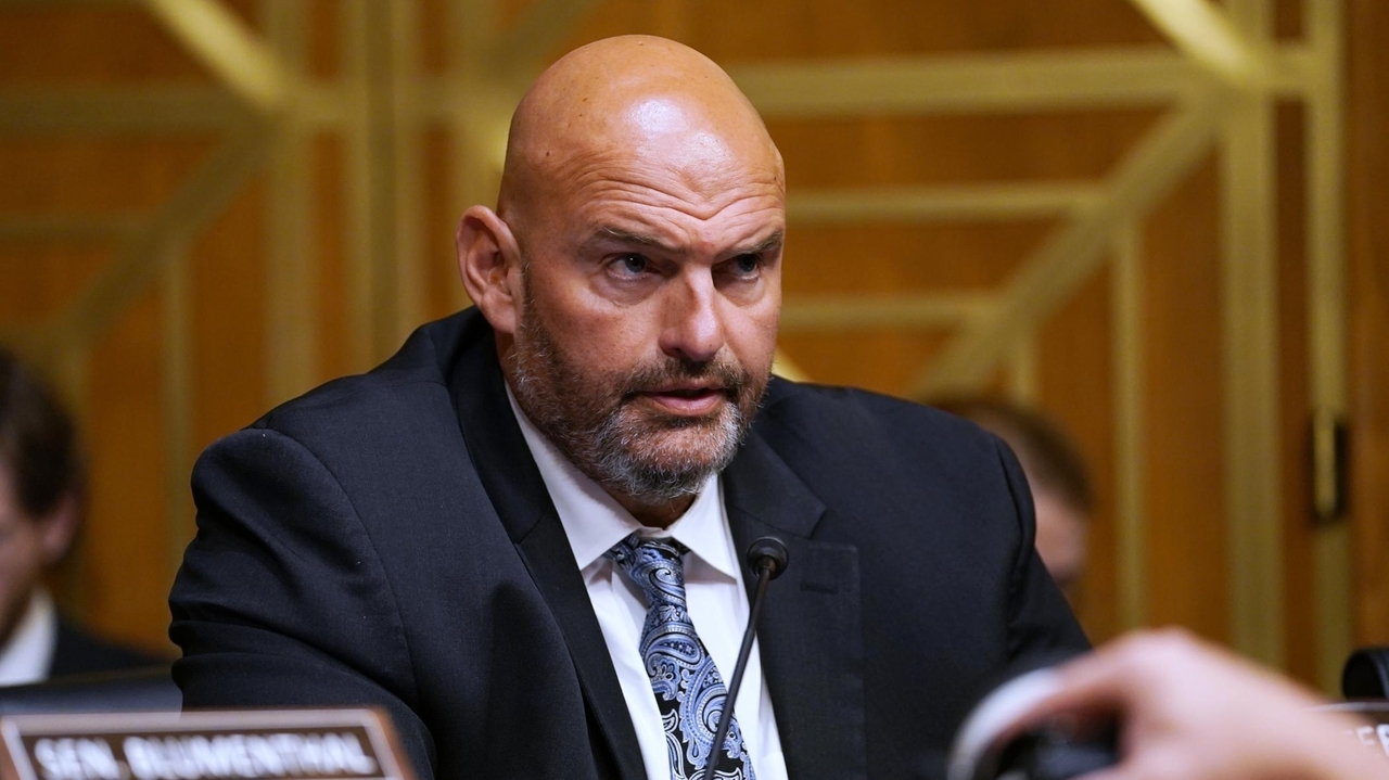 Sen. John Fetterman's isolation from Democrats grows stark in Pennsylvania