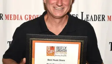 Rock Street Music remains a Pittston institution after four decade