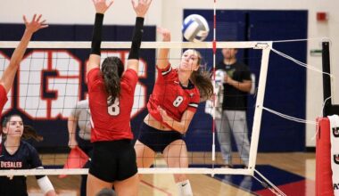 Volleyball Opens Season with 3-0 Sweep of Moravian University