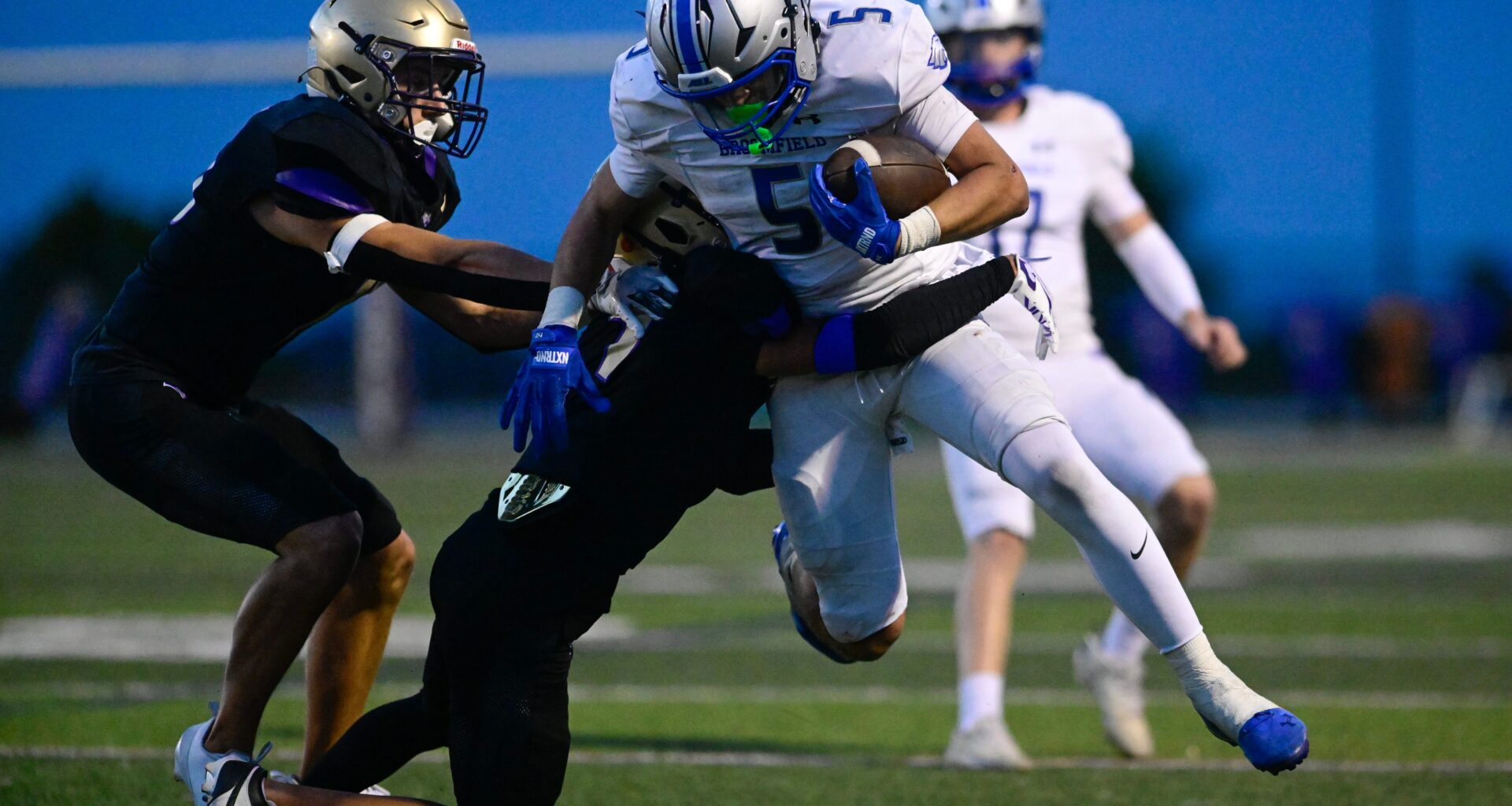 Erie aims for fourth straight win against Broomfield football (Game of the Week)