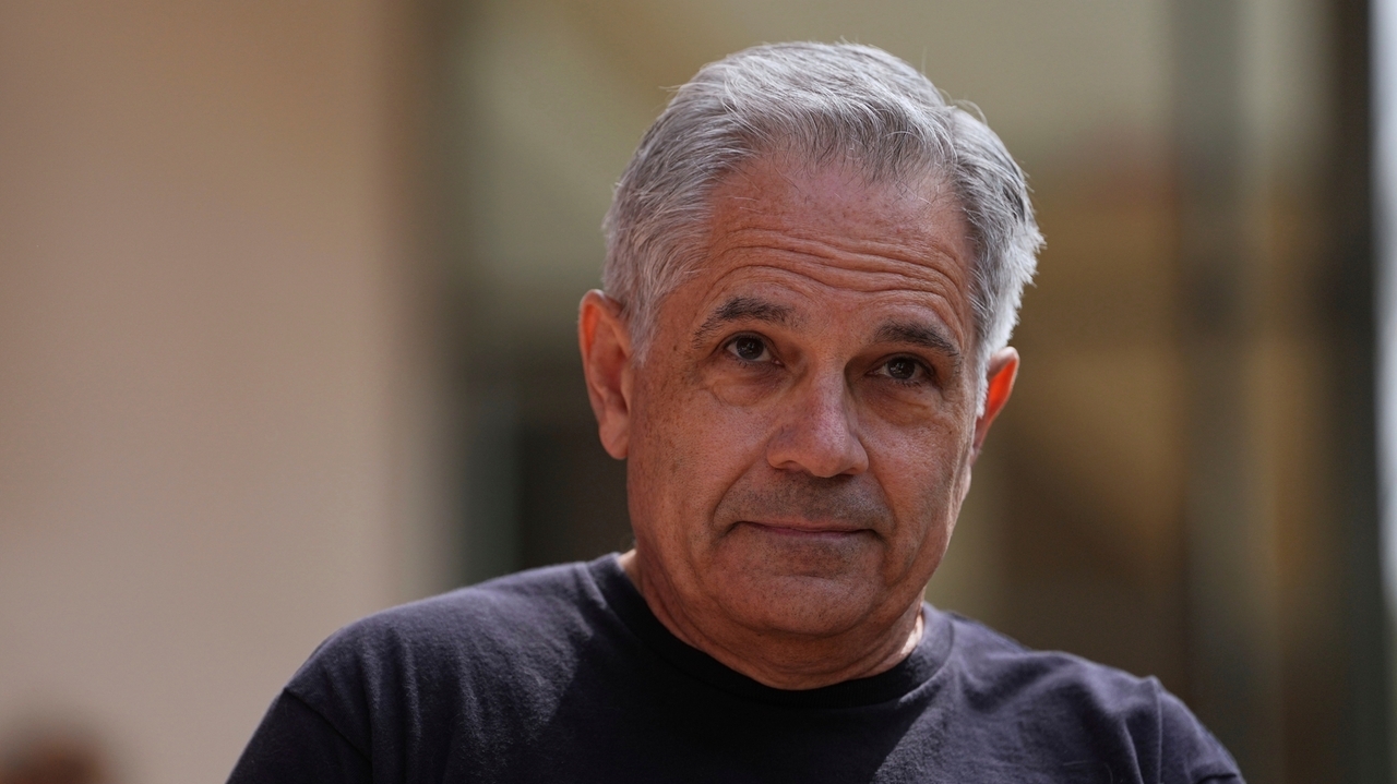 Judge refers Philadelphia district attorney to federal prosecutors for investigation