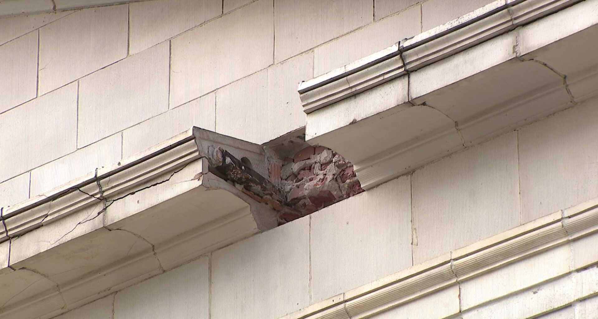 Rebuilding the facade of the Children's Library in Scranton