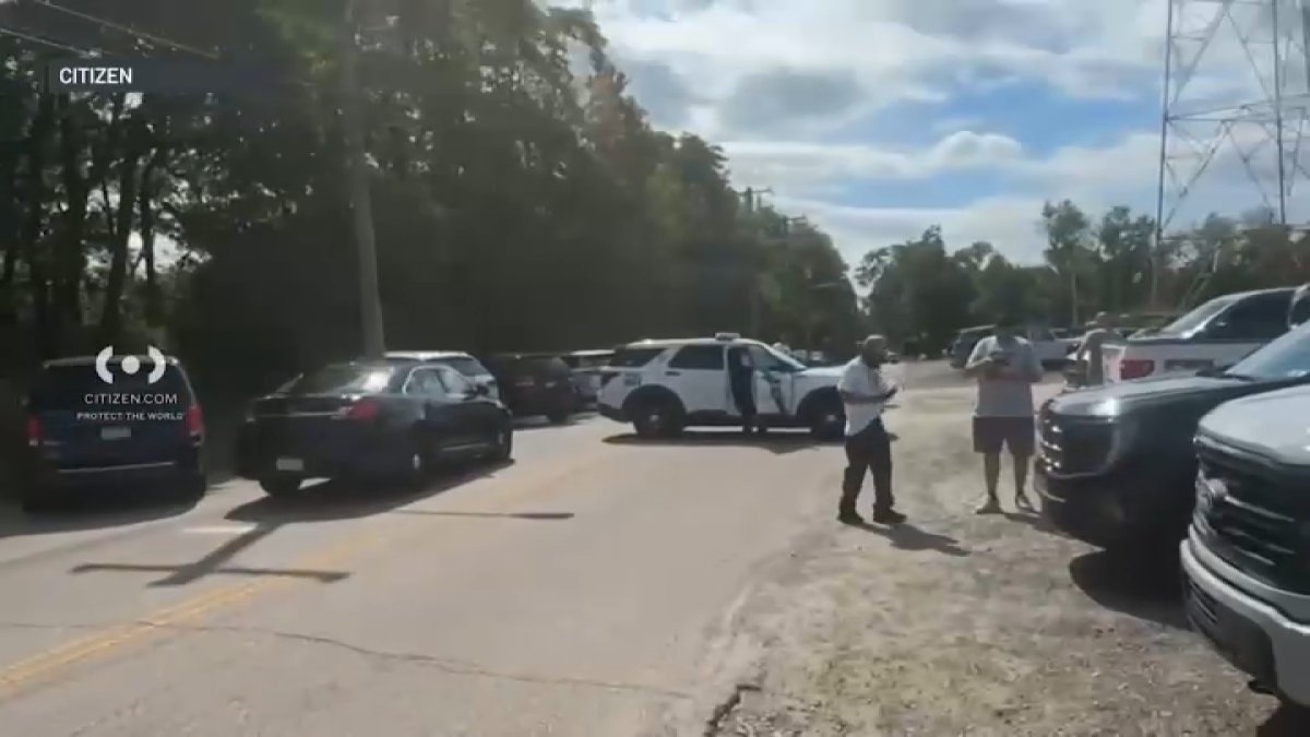 Ref gets into fight at Philadelphia youth football game, police say – NBC10 Philadelphia