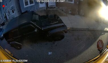 Driver seen using sidewalk to pass school bus in Philadelphia
