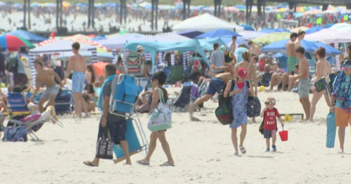 Thousands pack beach, boardwalk in Ocean City, New Jersey, for Labor Day weekend