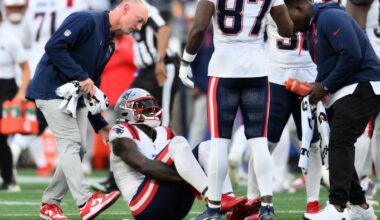A.J. Brown exits Patriots debut with injury vs. Seahawks – NBC Sports Philadelphia