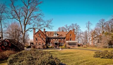 Inside Bratenahl, the Tiny Lake Erie Village Where Travis Kelce Just Bought a House