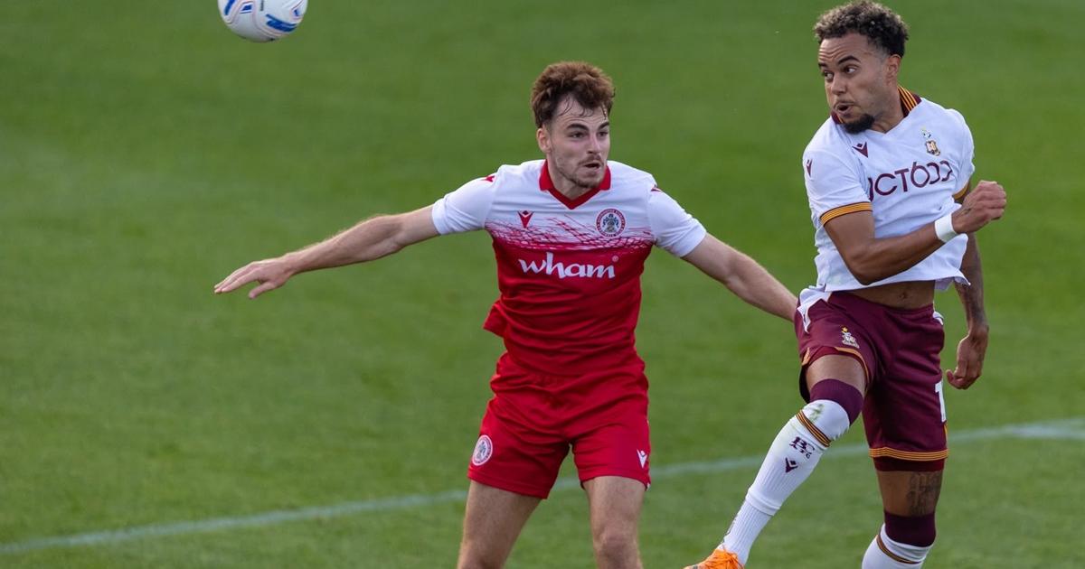 Bradford City struggling for available wing-backs at Reading