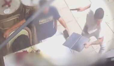 Video shows armed man stealing laptop from customer at Parc in Philadelphia's Rittenhouse Square