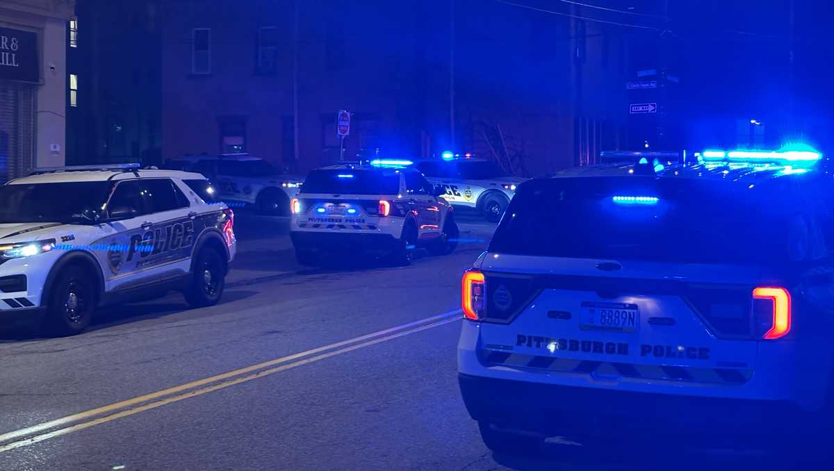 Man found shot in Pittsburgh apartment building lobby