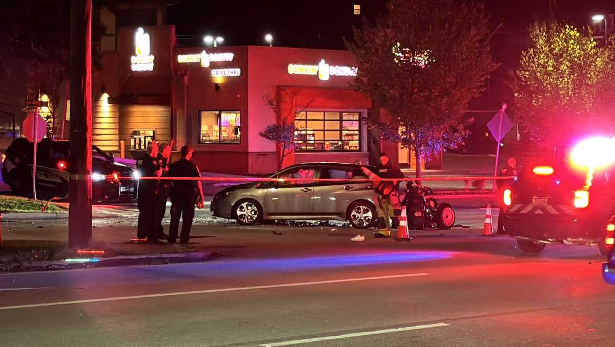 Crash closes Ardmore Boulevard in Forest Hills, Pennsylvania