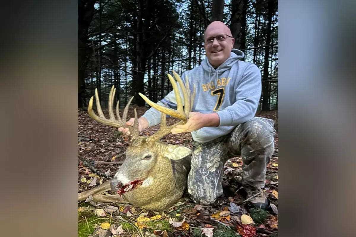 Big Backyard Buck from Pennsylvania for Lucky Crossbow Hunter