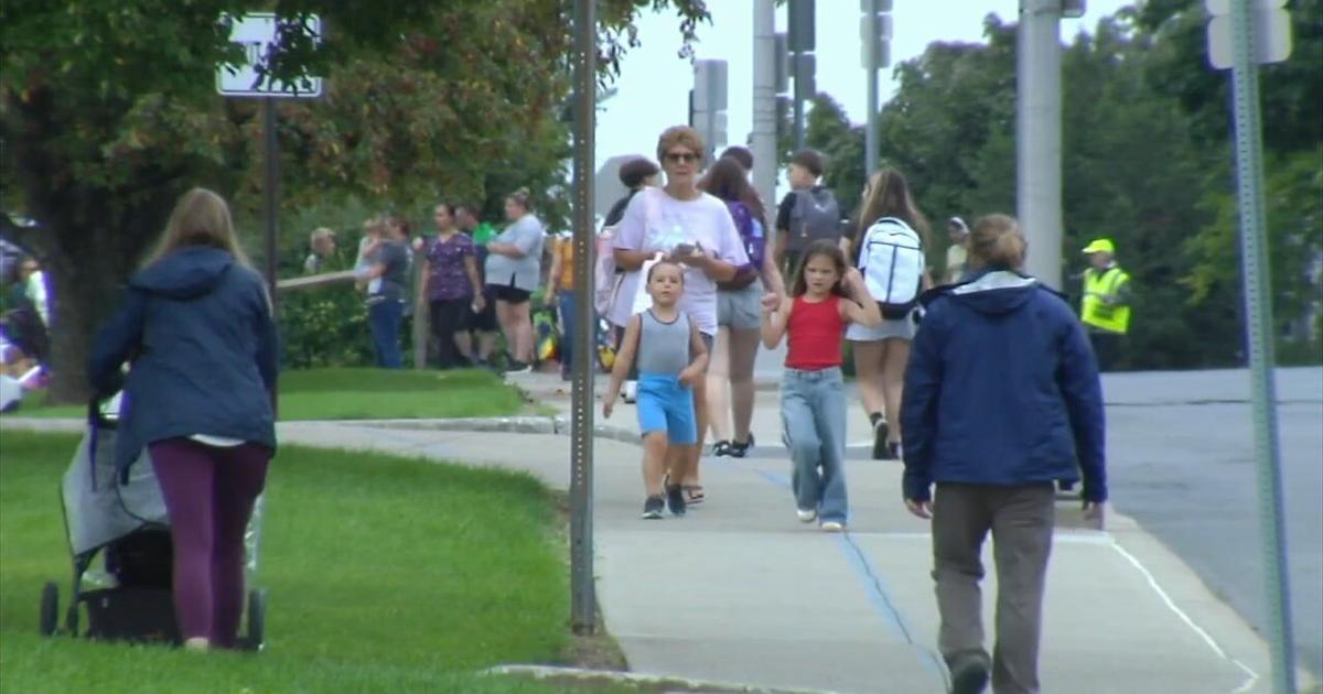 Nazareth Area and Wilson Area school districts welcome students for first day of school | Lehigh Valley Regional News