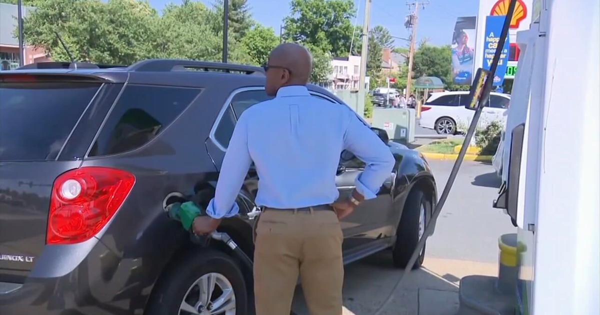 Record gas prices hitting just as Labor Day travel begins | Pennsylvania News