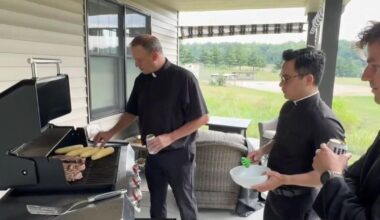 Cooks With Collars Campaign returns to raise money for churches in Allentown Dioceses | Reading Area