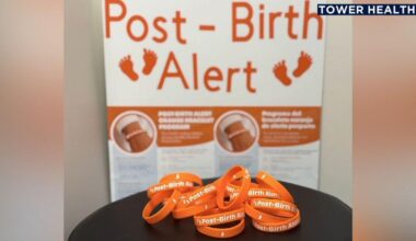 Tower Heath rolls out postpartum bracelets for new mothers | Reading Area
