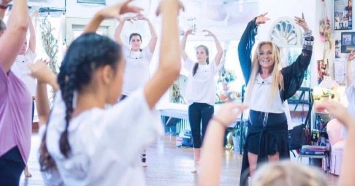Valley dance instructor looks back on years of teaching | Lifestyles