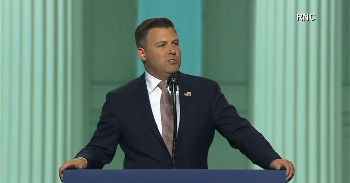 US Rep. Ryan Mackenzie speaks at RNC midterm convention | Lehigh Valley Regional News