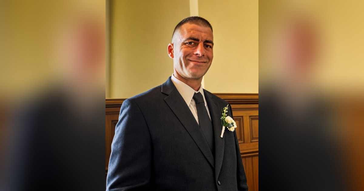 Obituary for Brian Young | Carlucci-Golden-DeSantis Funeral Home