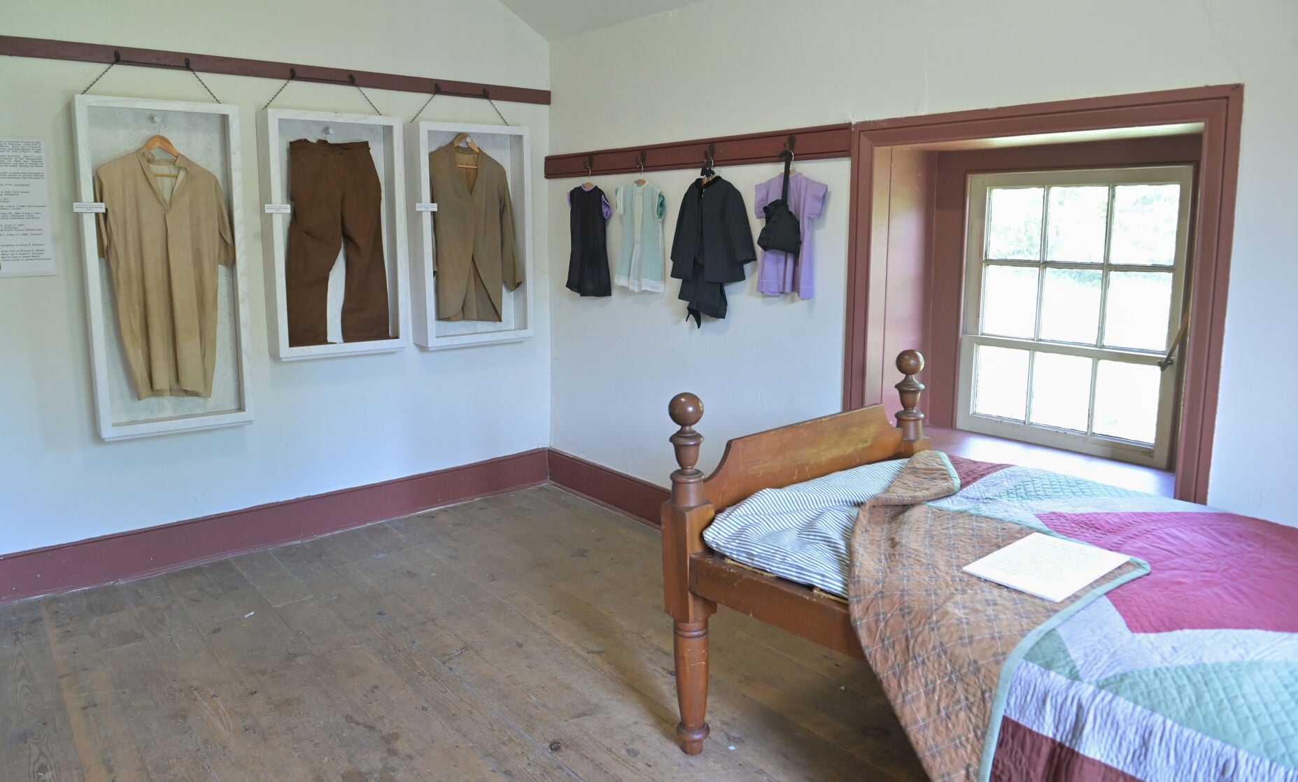 Stoltzfus Homestead 17.jpg