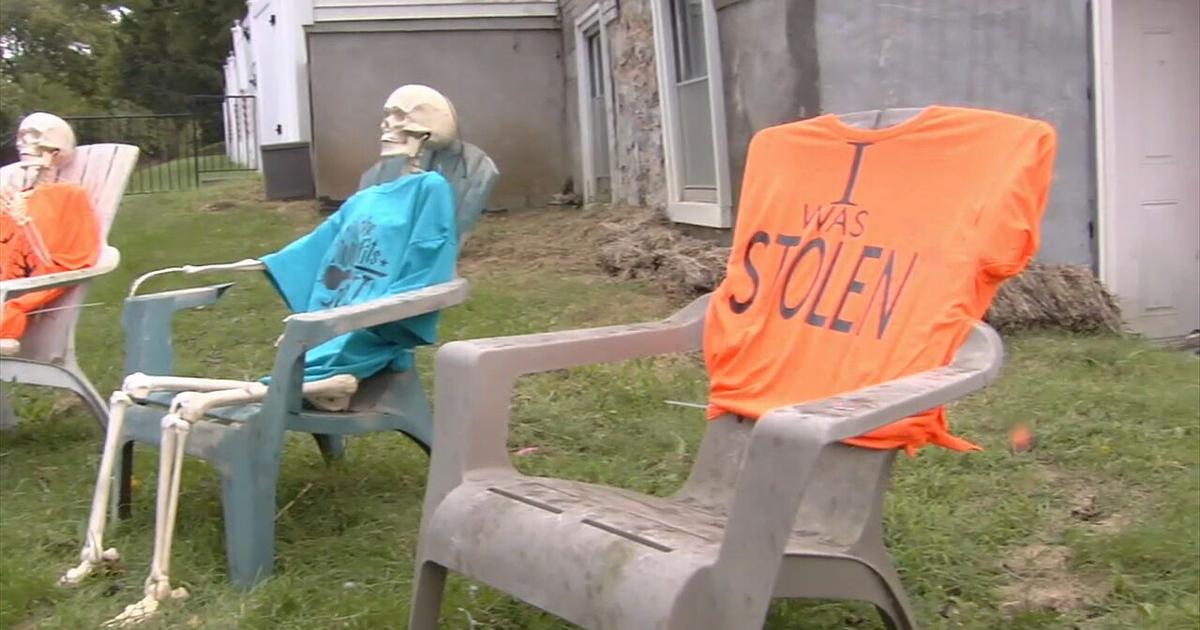 Spooky season heist: Thief steals decorative skeleton from S. Whitehall home | Allentown Area