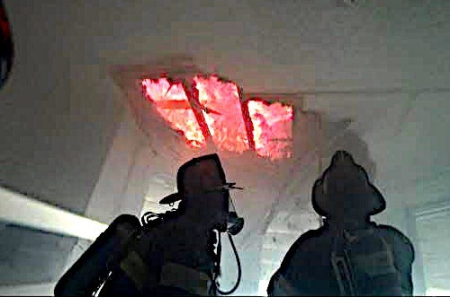 6 residents displaced, 1 firefighter hurt in multi-home fire in Upper Darby