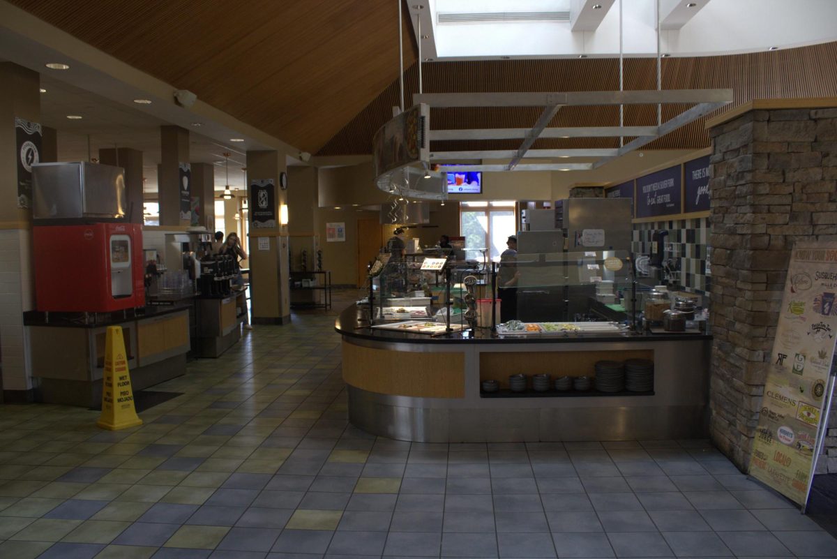 Upper Farinon's anticipated closure was announced during the Sept. 3 Student Government meeting.