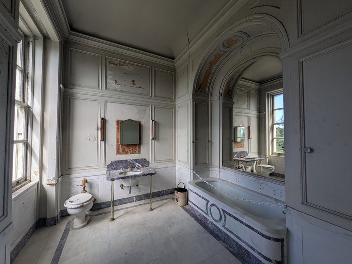 Lynnewood Hall 10