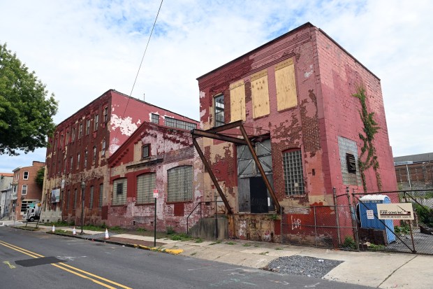 Cornerstone at Sixth and Chestnut is planned for 46 apartments for residents 62 and older. (BILL UHRICH/READING EAGLE)