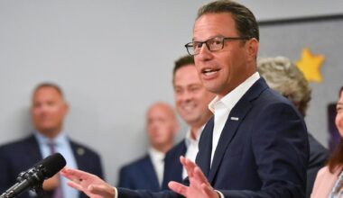 Shapiro visits Neil Armstrong Elementary in Scranton to tout increased investments