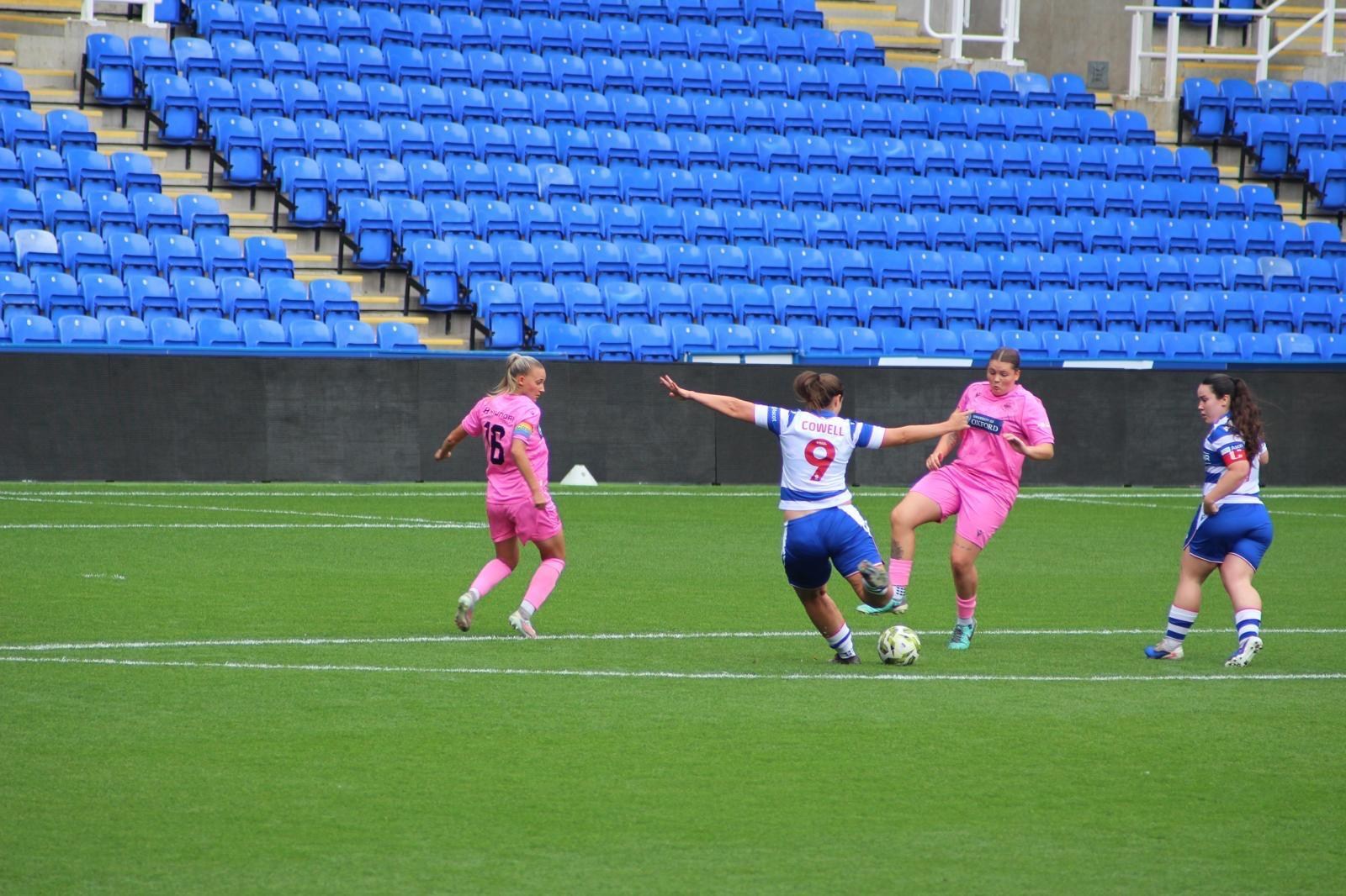 Nat Cowell goes for goal /