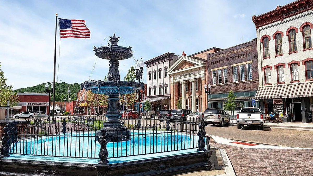 Nelsonville's historic downtown square. Nelsonville's historic downtown square.