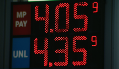 National average price of gas set to break Labor Day record