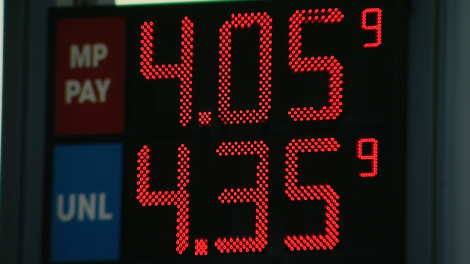 National average price of gas set to break Labor Day record