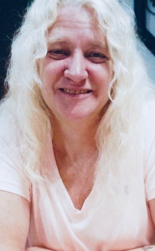 Karen Holmes Obituary -