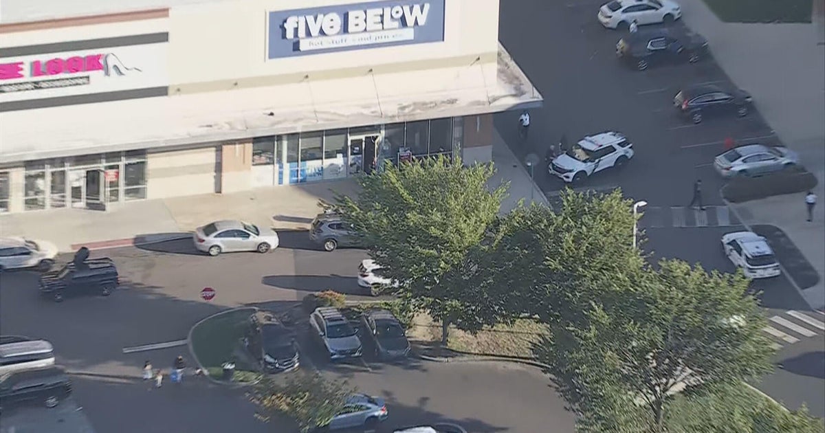 Shooting at Philadelphia shopping center leaves man dead, police say