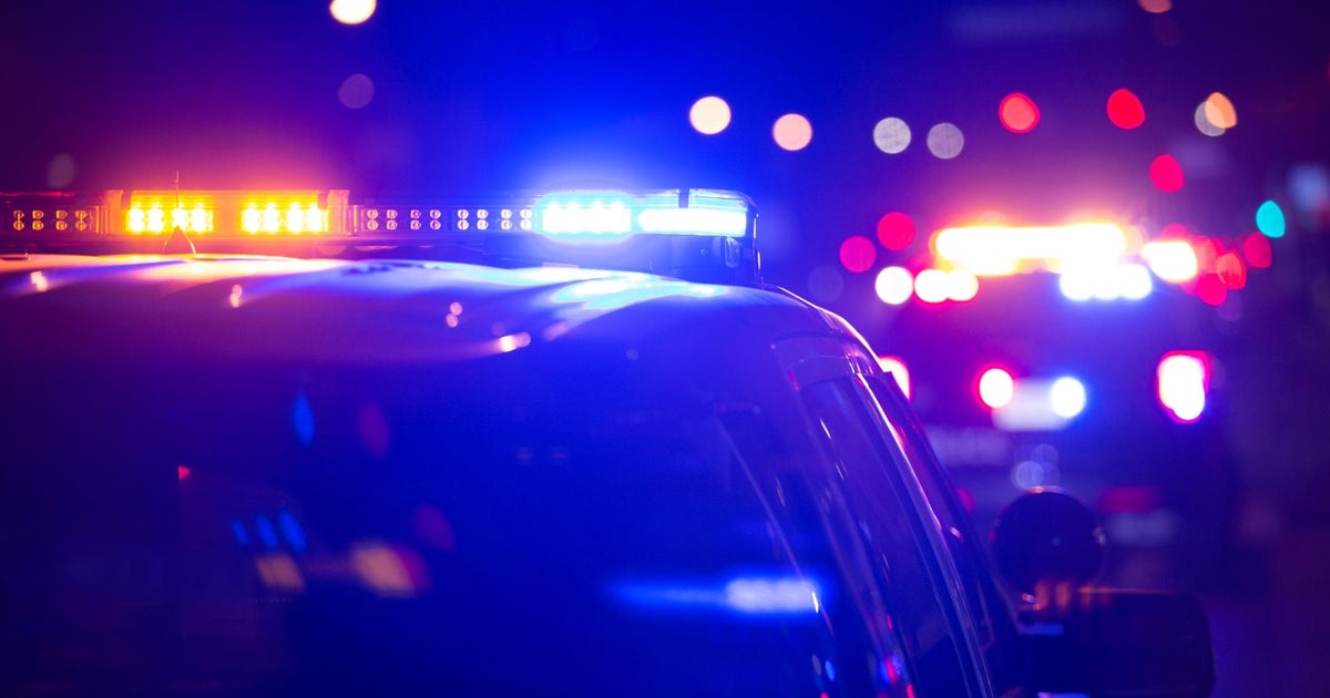 Woman dies, another injured in crash near Philadelphia Zoo on Girard Avenue, police say
