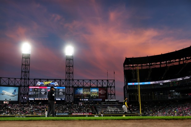 Pirates players stand on the field in the third inning against the White Sox on Sept. 10, 2026, at Rate Field. (Armando L. Sanchez/Chicago Tribune)