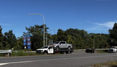 Crash ties up traffic on I-81 South in Lackawanna County