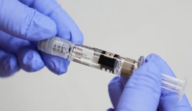 Pennsylvania doctors urge flu, COVID-19, RSV vaccines