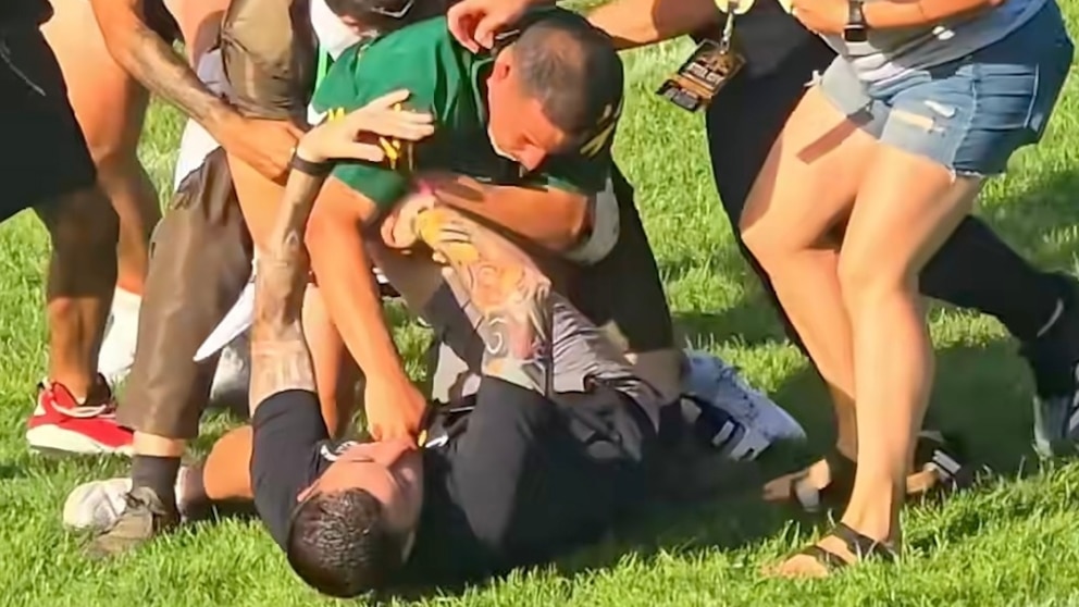 Pennsylvania youth football coaches charged following on-field fight