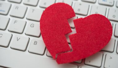 Pennsylvania woman scammed out of more than $300,000 in online romance scheme