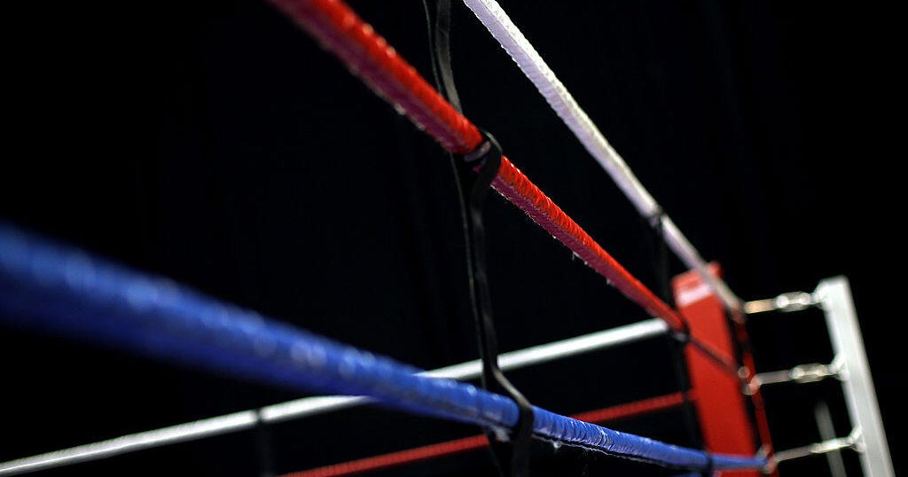 Professional wrestler Andy "The Butcher" Williams collapses during show in Pittsburgh