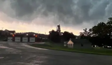 Western Pennsylvania darkened, damaged as severe storms pass through