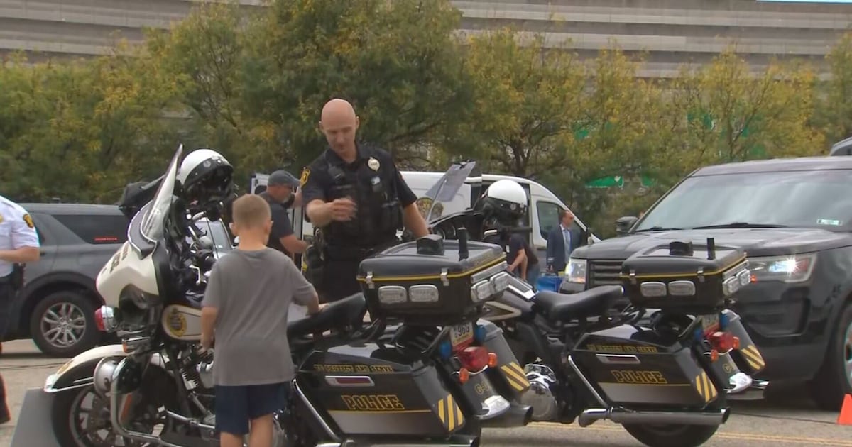 ‘See what it’s all about’: Pittsburgh Police hold expo to give public inside look at operations